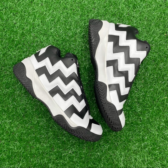 Converse Vltg Mid Black / White - Picture 2 of 6